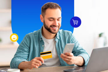 Hombre viendo diferencias entre pagos con tarjeta de crédito, débito y pagos móviles